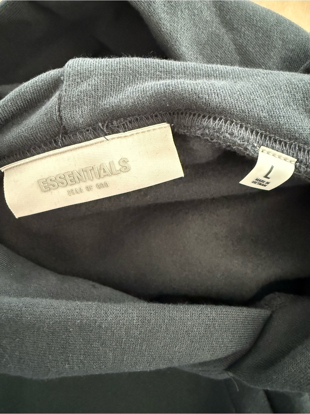 Fear of God Essentials Pullover Black Limo Hoodie Sweatshirt NWT Size L - Picture 5 of 7